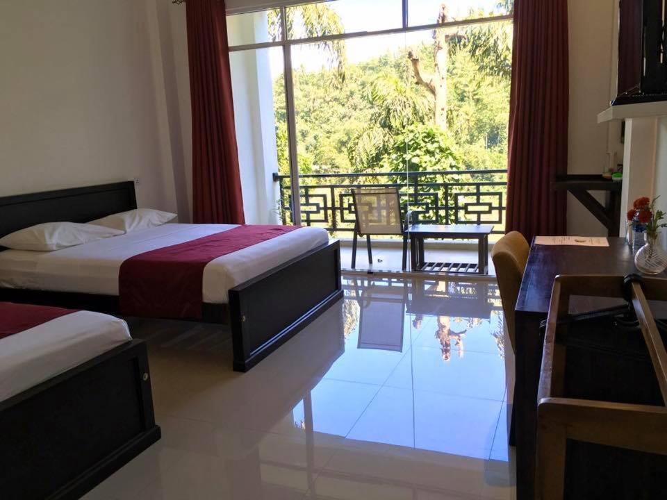 Kandy Rivers Edge Nature Resort Екстериор снимка